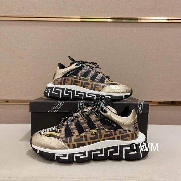 Picture of Versace Shoes _SKUVersacesz38-455WM030120376
